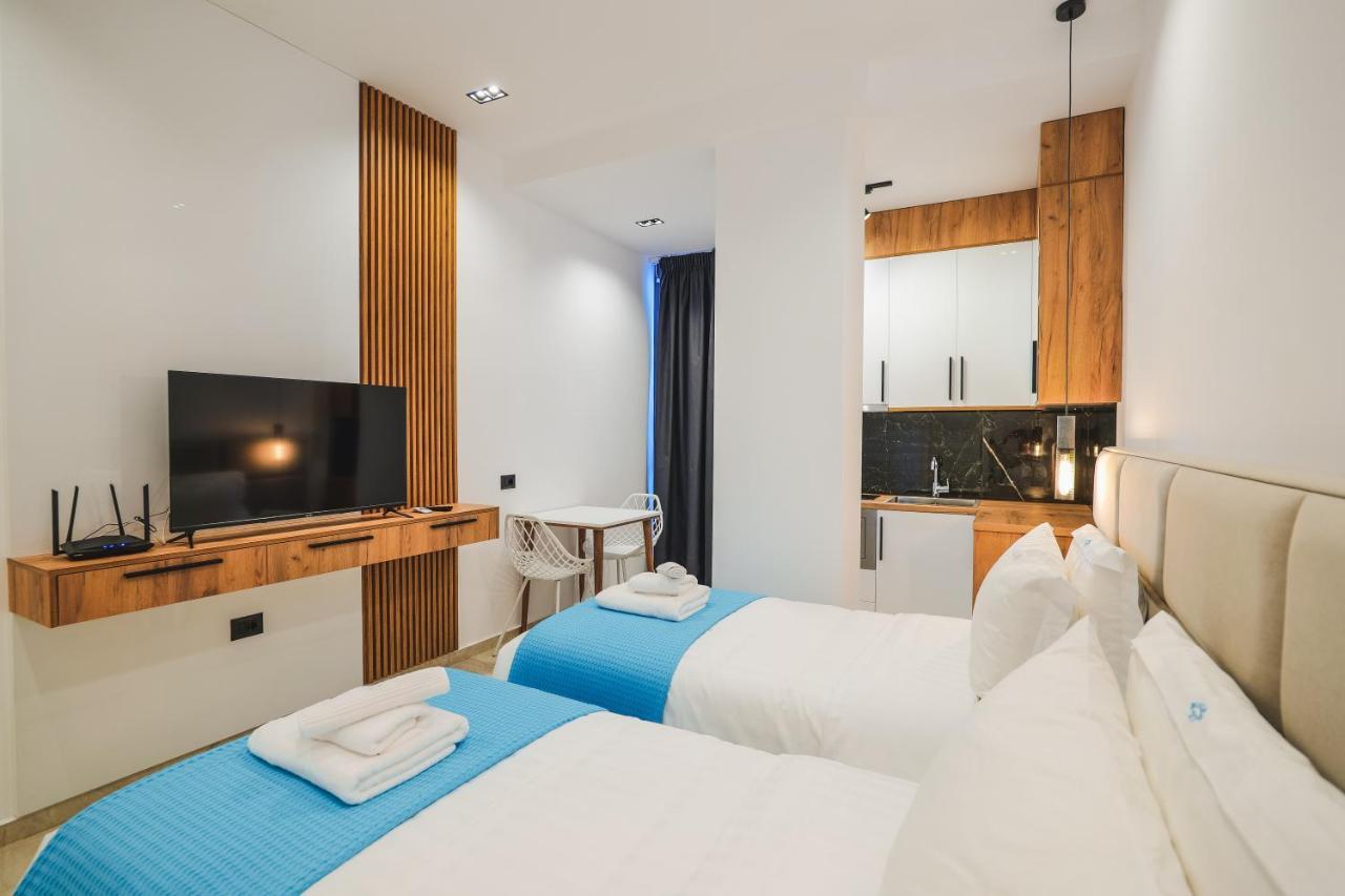 Jad Rooms Sarandë Buitenkant foto