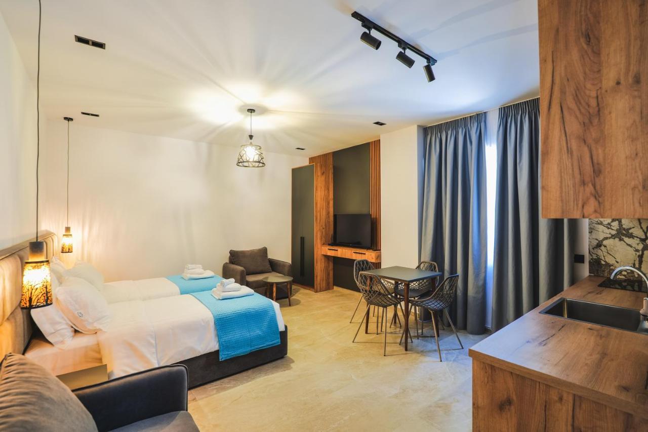 Jad Rooms Sarandë Buitenkant foto