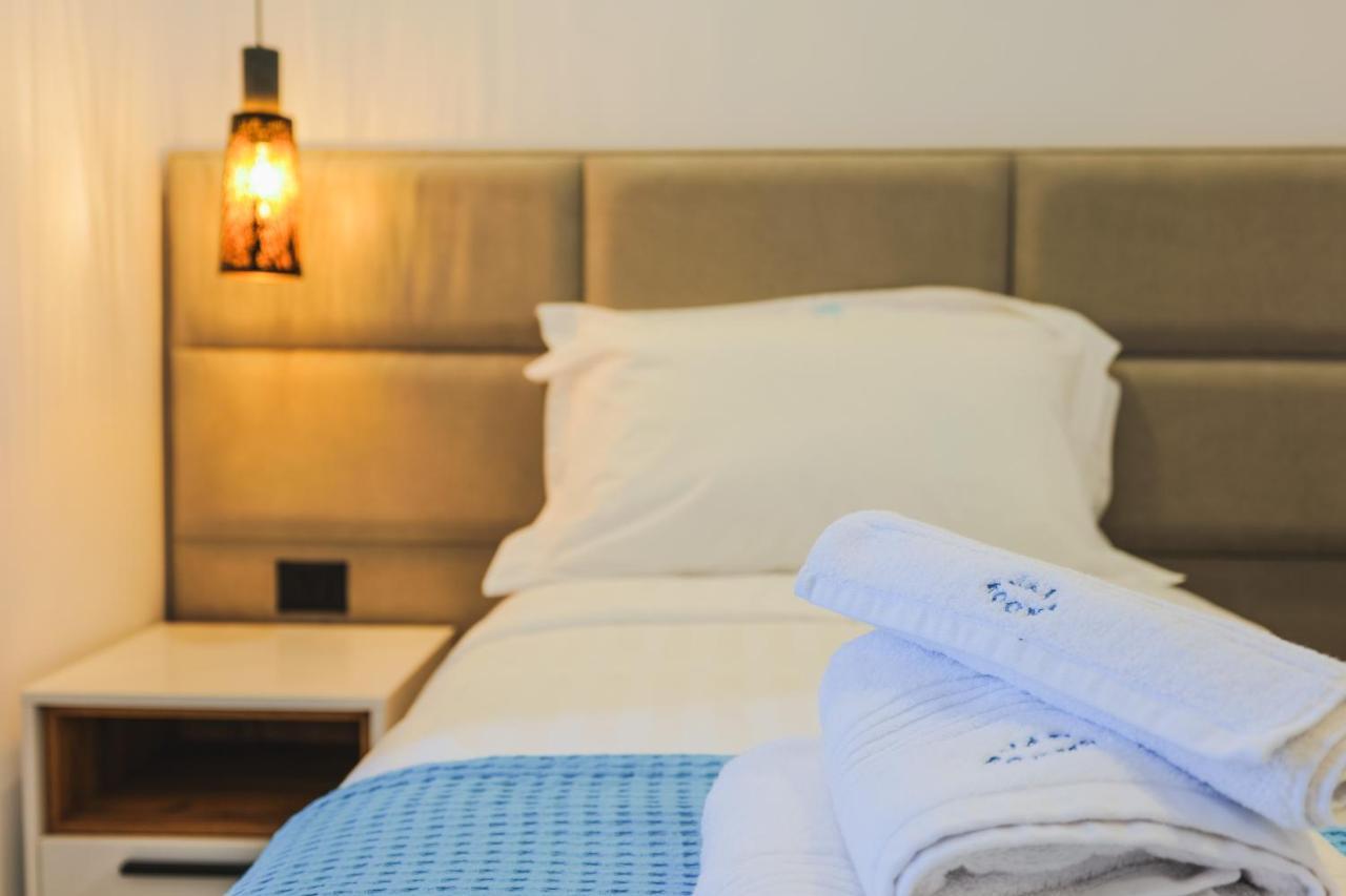 Jad Rooms Sarandë Buitenkant foto