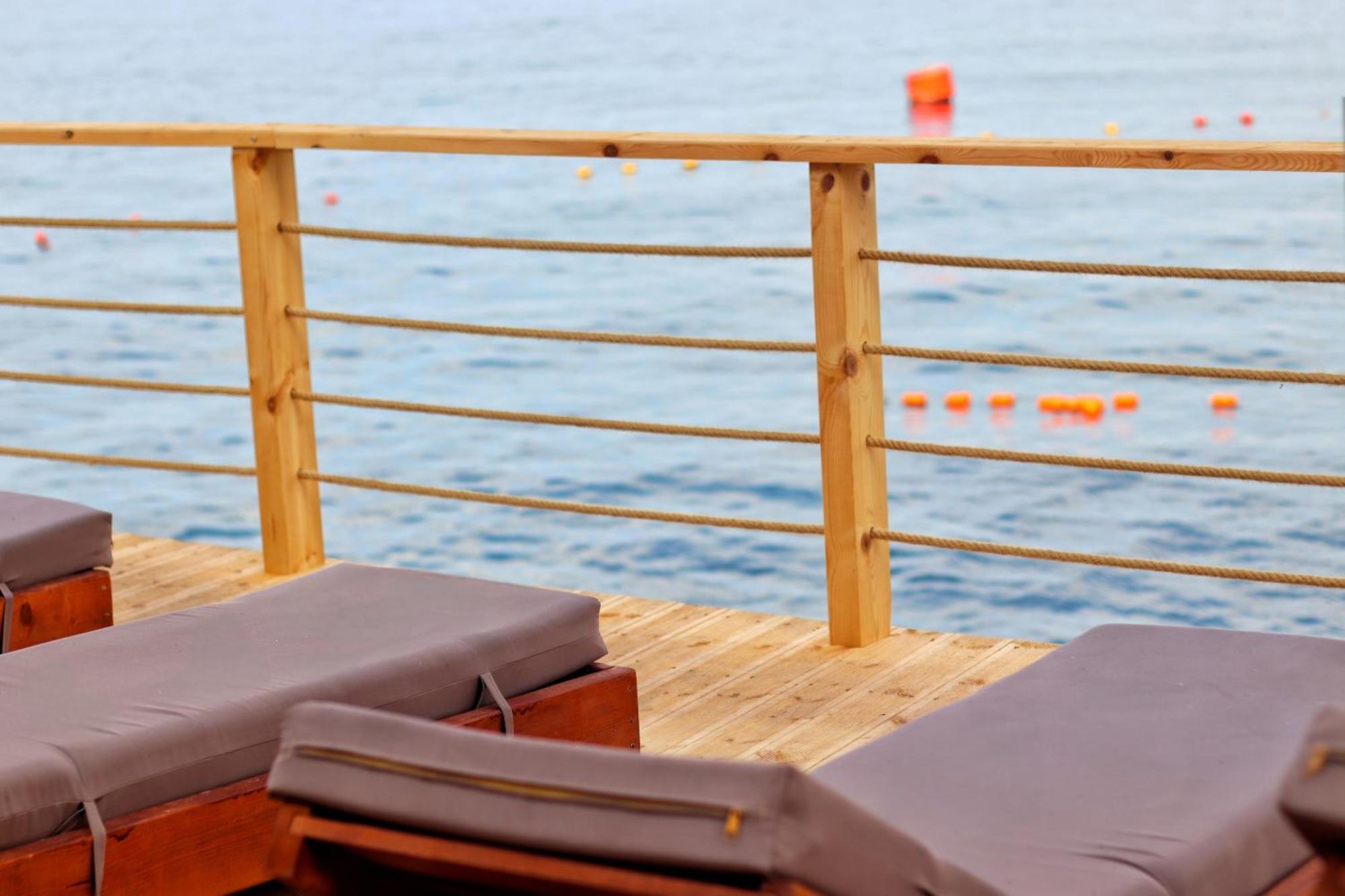 Jad Rooms Sarandë Buitenkant foto
