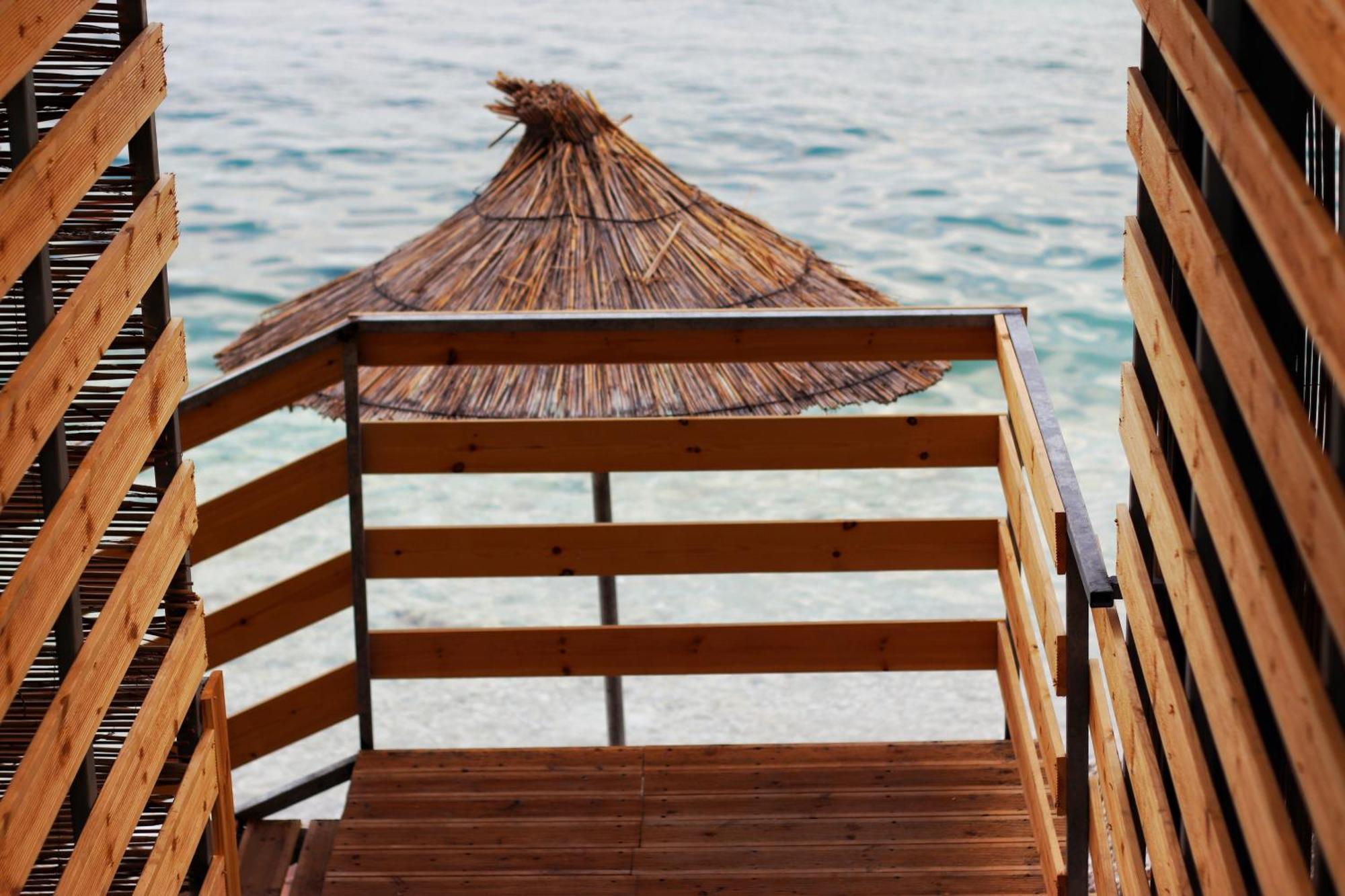 Jad Rooms Sarandë Buitenkant foto
