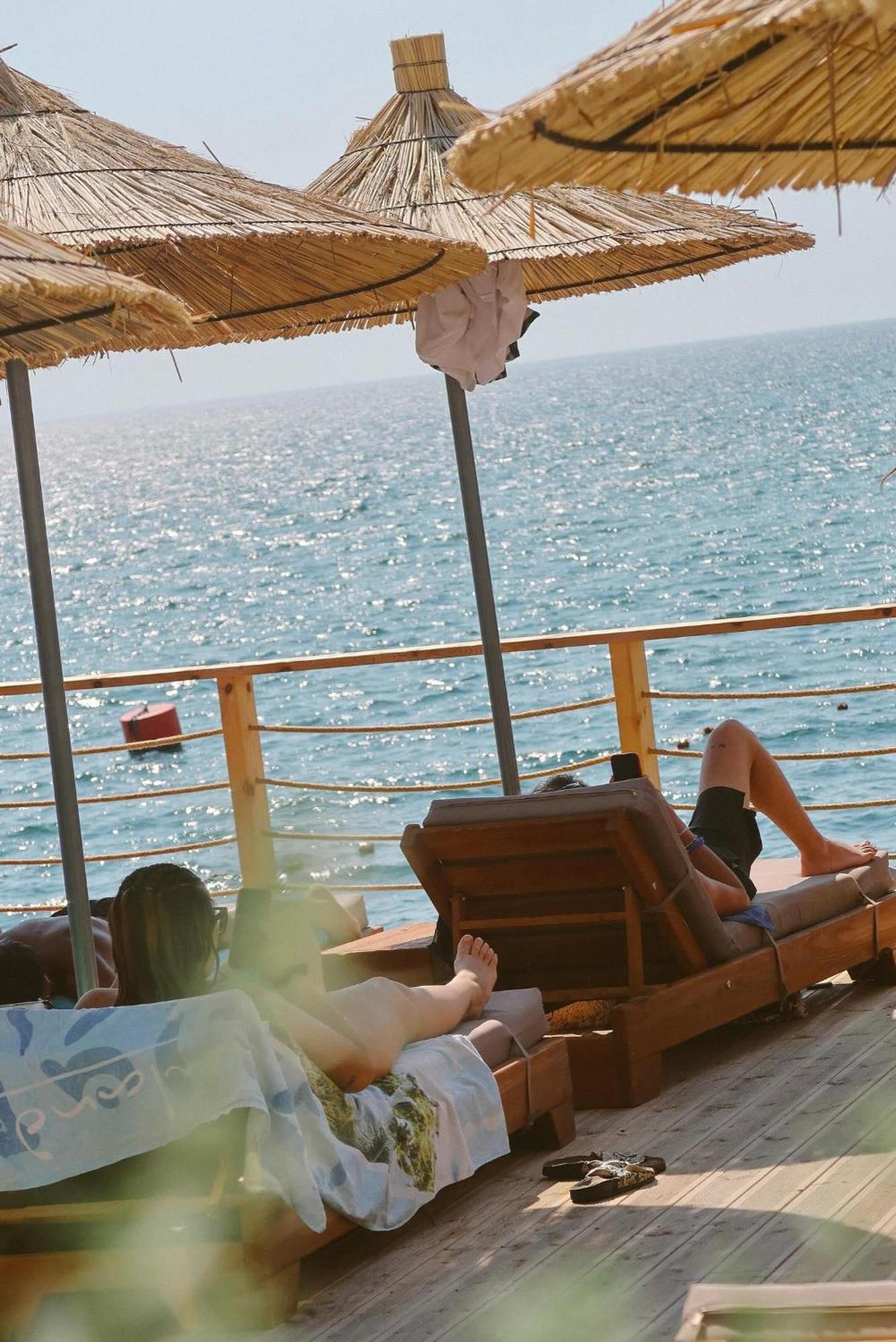 Jad Rooms Sarandë Buitenkant foto
